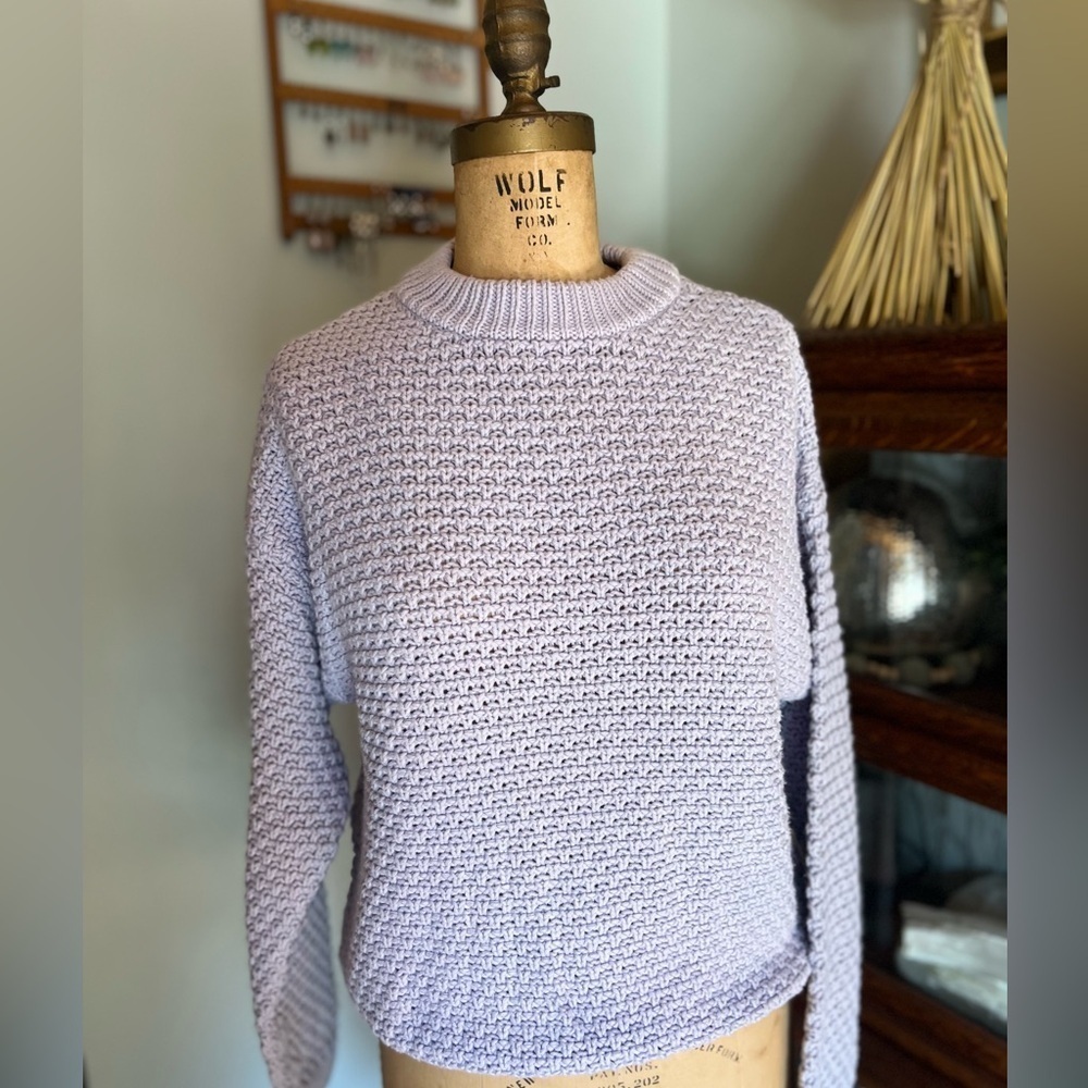 Universal Thread lavender small sweater - Picture 1 of 7
